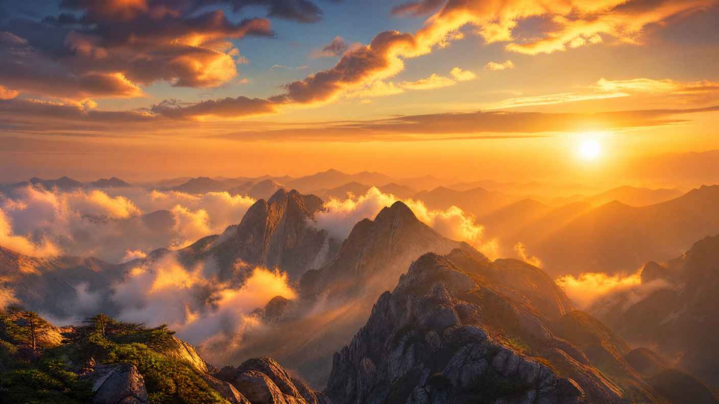 山间夕阳 余晖洒峰 云层染金 远山朦胧 唯美风光 4K 壁纸 - 唯爱壁纸